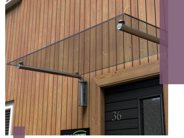 Стеклянные козырьки на входы и фасады в Кимовске